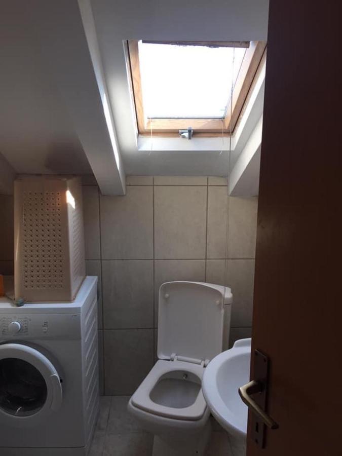 Central Apartment Приштина Экстерьер фото
